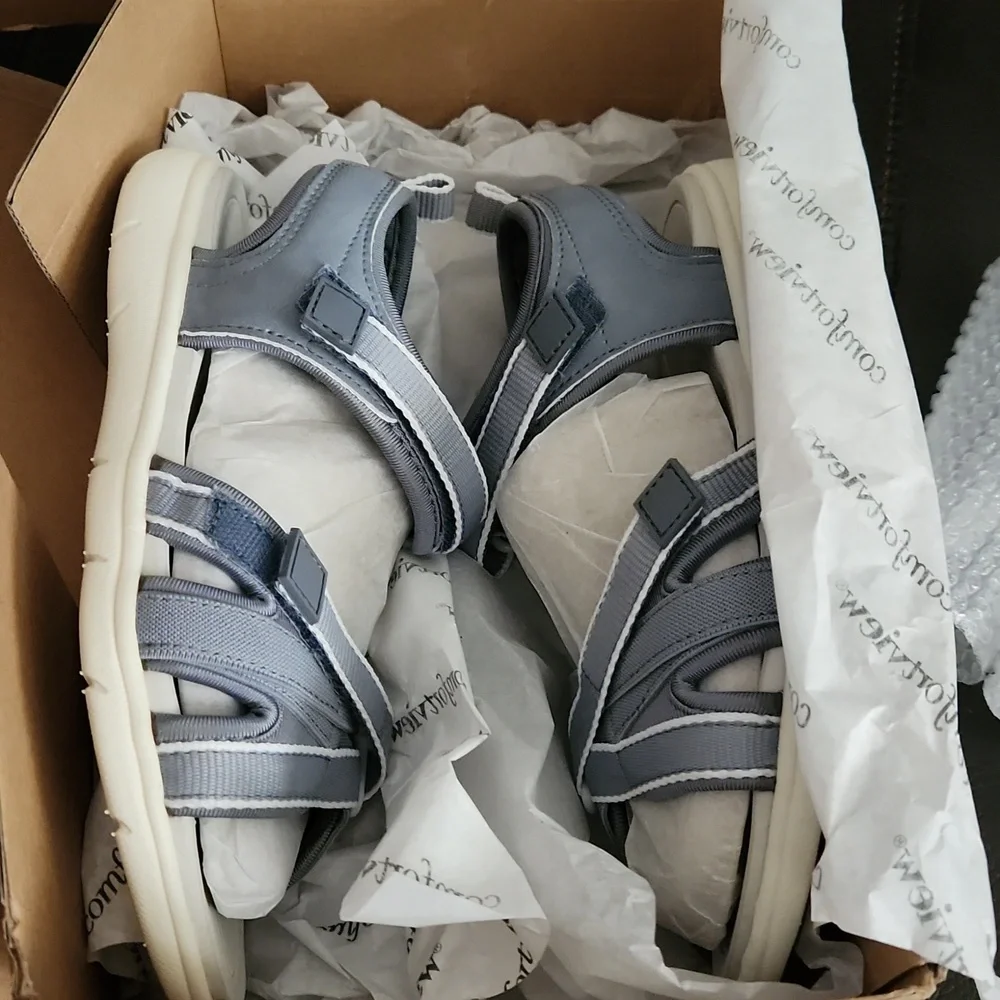 Scandals - Picture 4 of 8